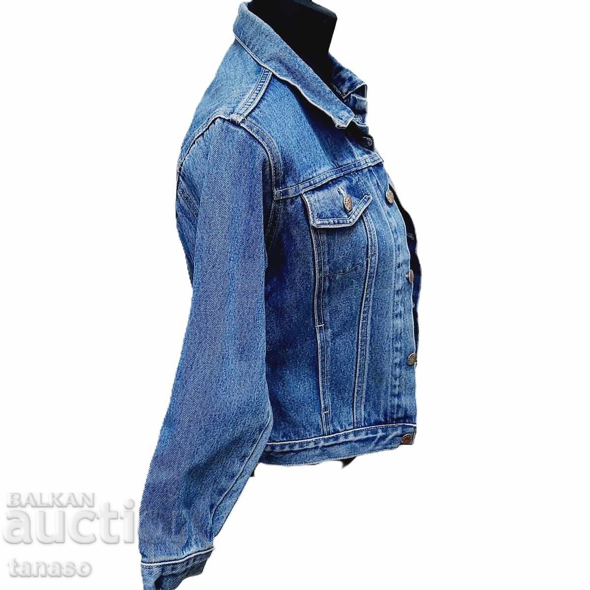 Denim jacket No. 42(18.3) with price 25.00 BGN | € 12.78 Denim jacket No. 42(18.3) with price 25.00 BGN | € 12.78