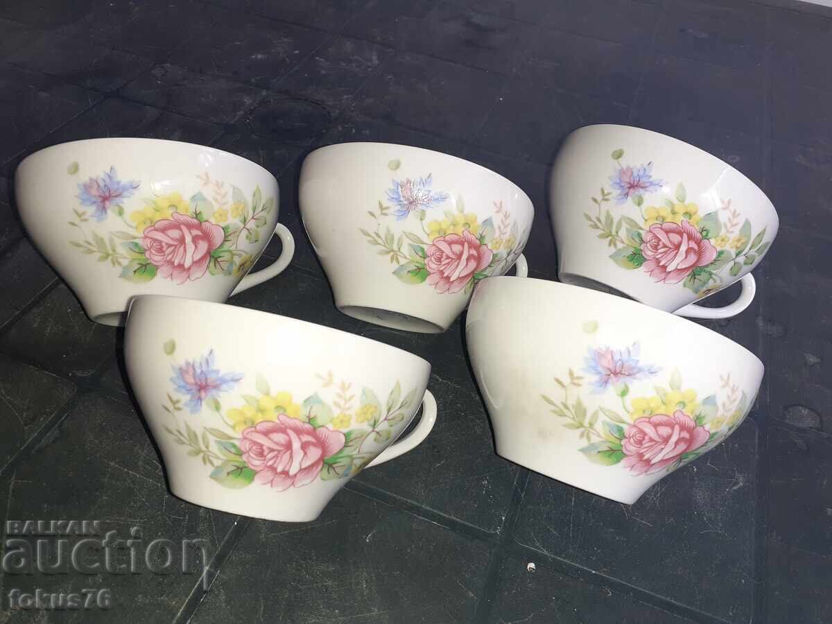 Dulevo - Soviet porcelain 5 cups gold rim and rose with price 50.00 BGN | € 25.56 Dulevo - Soviet porcelain 5 cups gold rim and rose with price 50.00 BGN | € 25.56