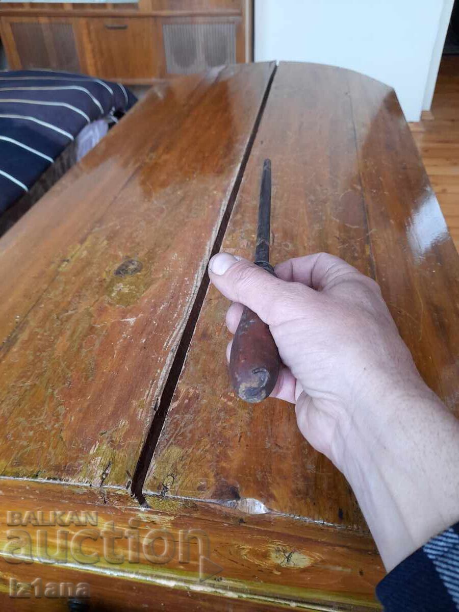 Auction Old knife sharpener, knives Auction Old knife sharpener, knives