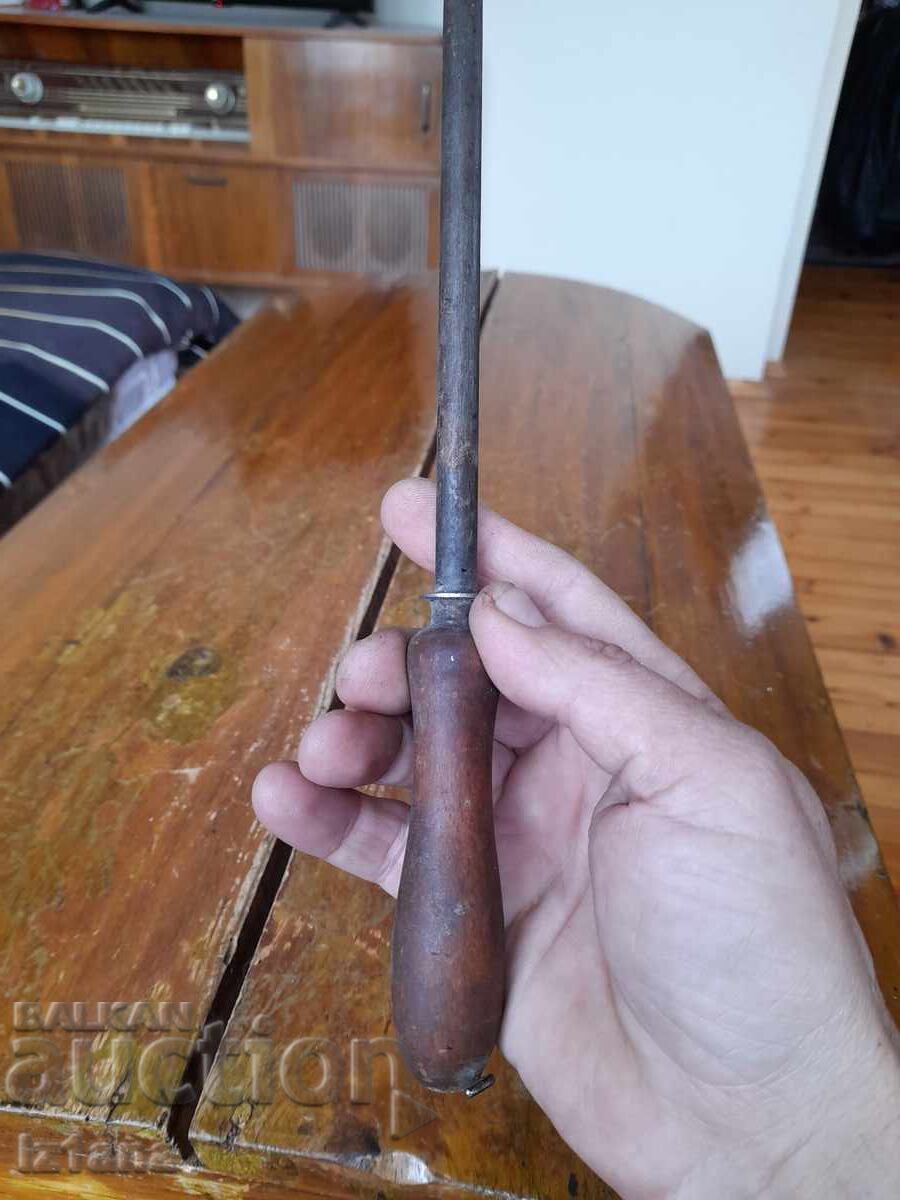 Delivery of Old knife sharpener, knives Delivery of Old knife sharpener, knives