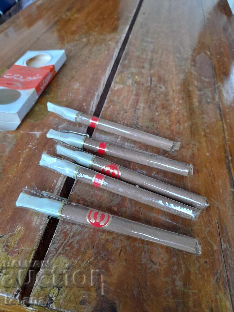 Delivery of Old Puri, Pureti Delivery of Old Puri, Pureti