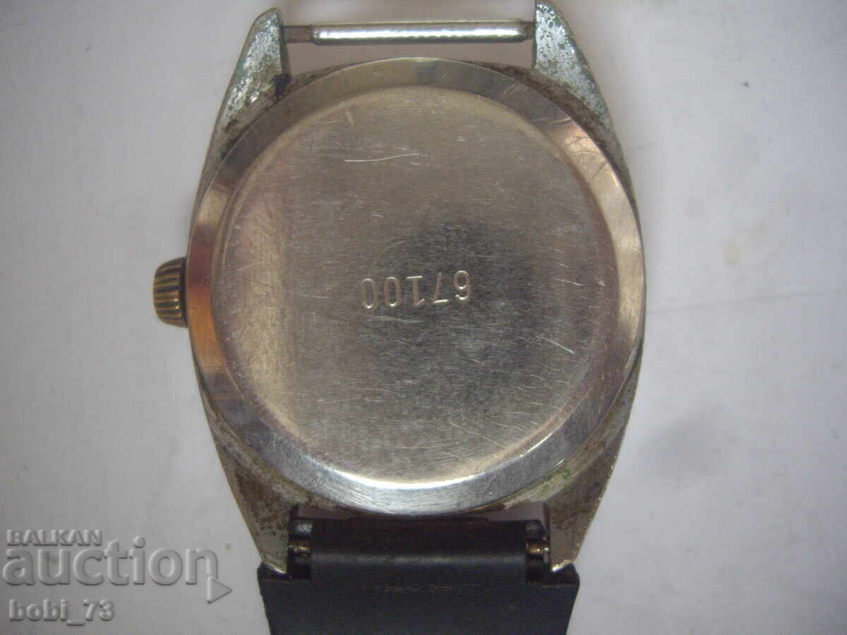 Old Russian men's watch. with price 15.00 BGN | € 7.67 Old Russian men's watch. with price 15.00 BGN | € 7.67