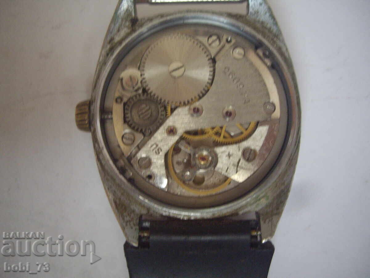 Delivery of Old Russian men's watch. Delivery of Old Russian men's watch.