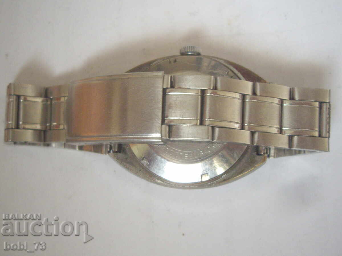 Delivery of Old automatic men's watch Delivery of Old automatic men's watch