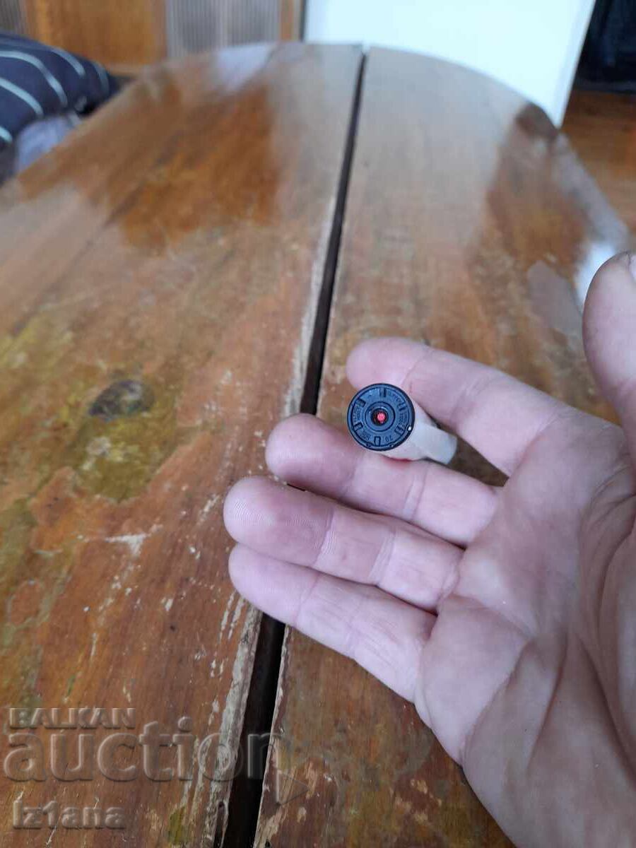 An old Marlboro lighter - 7 An old Marlboro lighter - 7