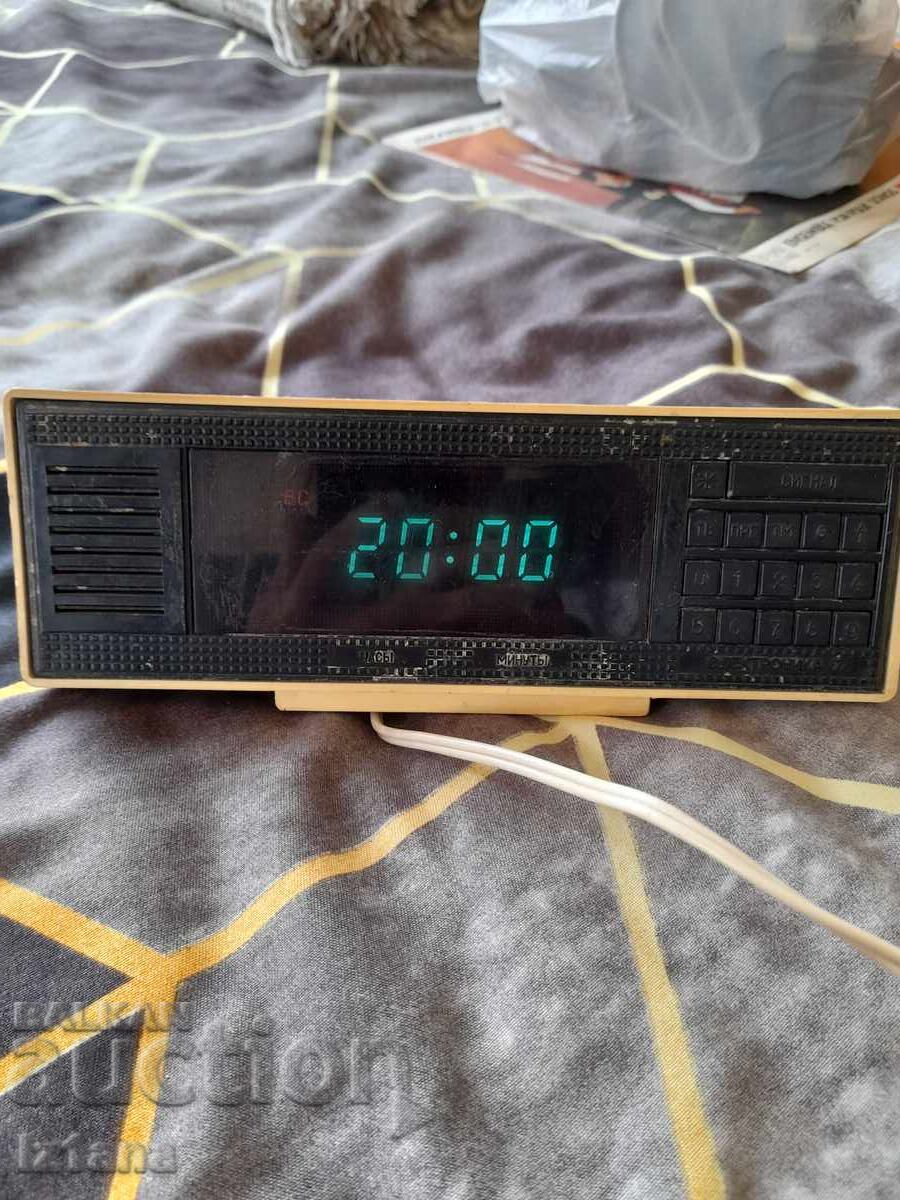 Παλιό ρολόι Ηλεκτρονικά 7 - 7 Παλιό ρολόι Ηλεκτρονικά 7 - 7