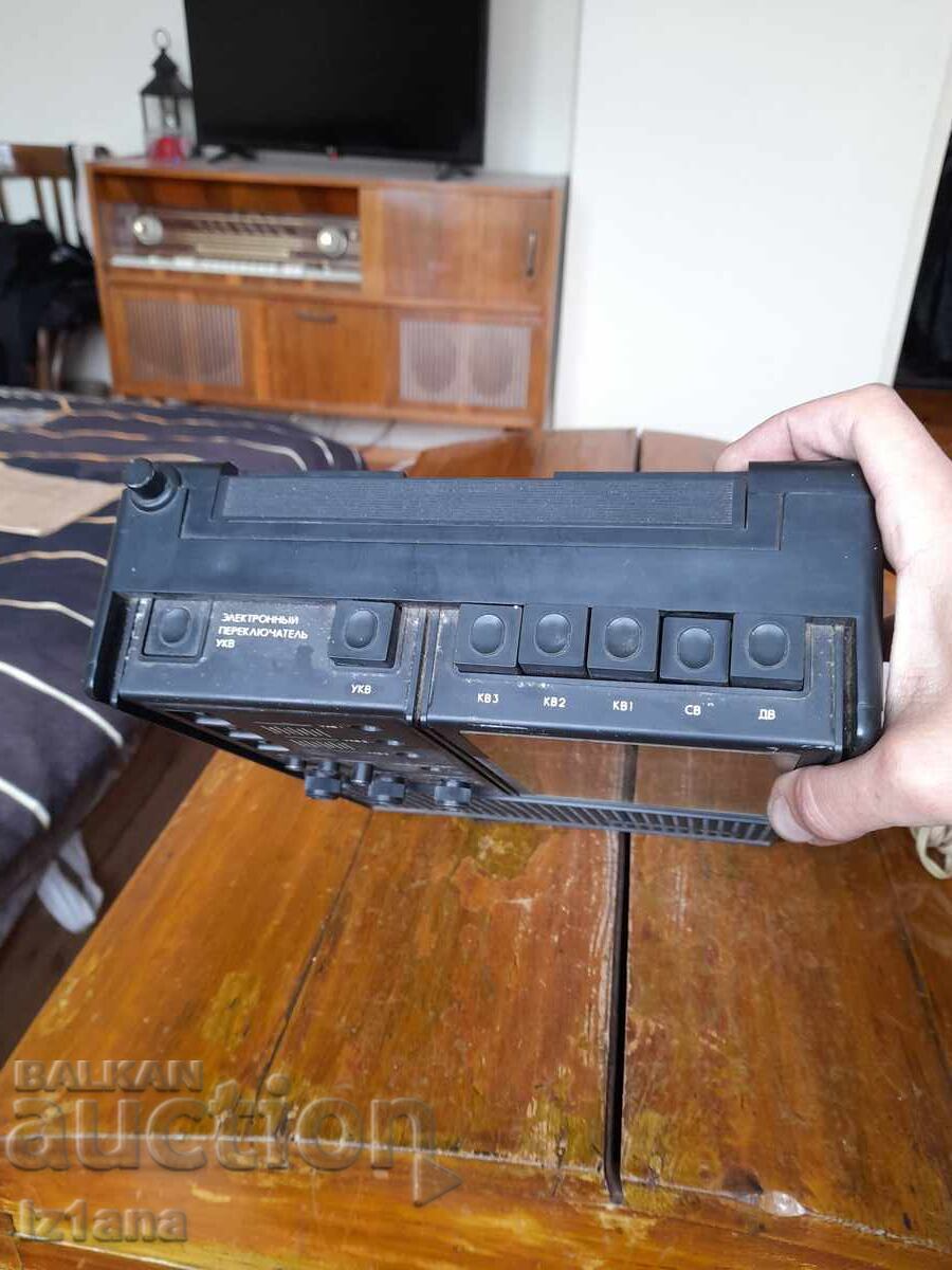 Old radio, Meridian 236 radio receiver - 6 Old radio, Meridian 236 radio receiver - 6