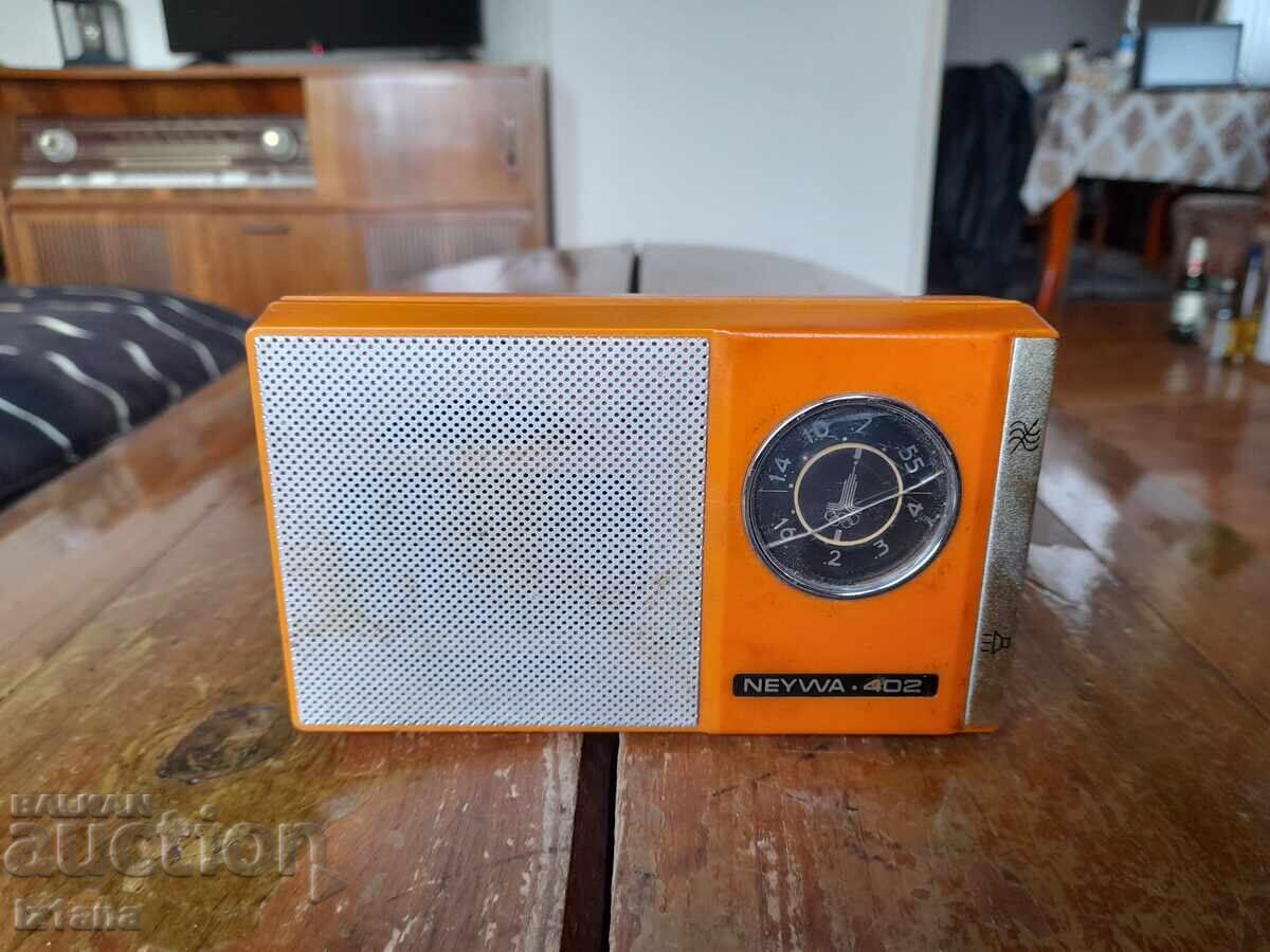 Old radio, radio receiver Neyva, Neywa 402 with price 32.00 BGN | € 16.36