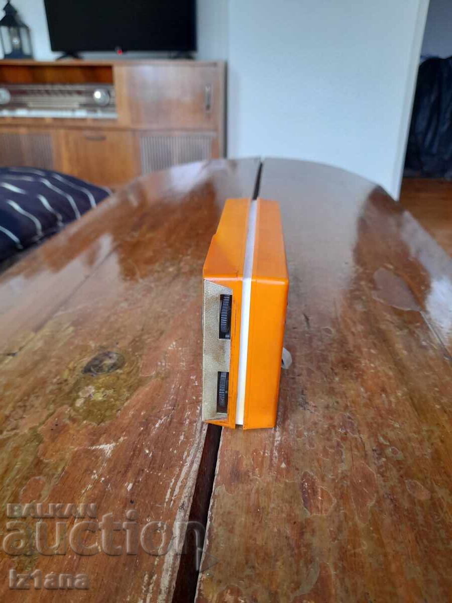 Auction  Old radio, radio receiver Neyva, Neywa 402