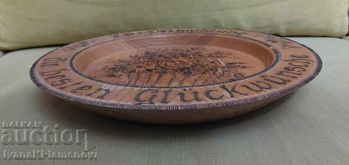 Auction Wooden panel, large 37cm, for connoisseurs Auction Wooden panel, large 37cm, for connoisseurs