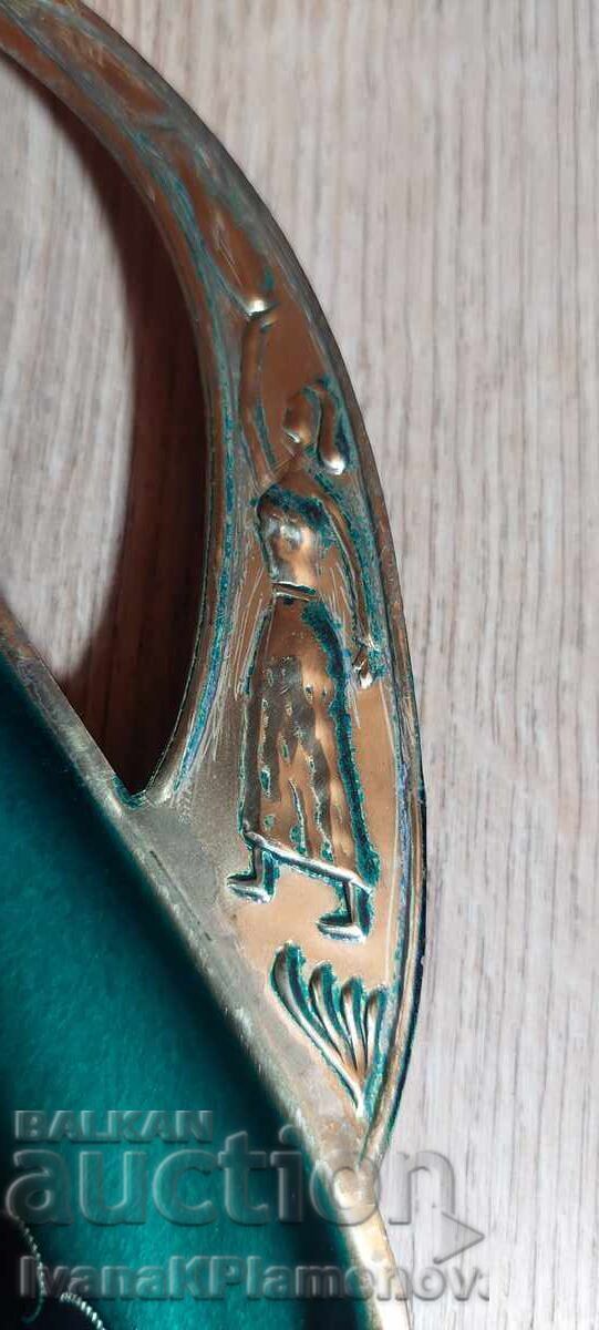 Delivery of Souvenir Brass Jerusalem for Collectors