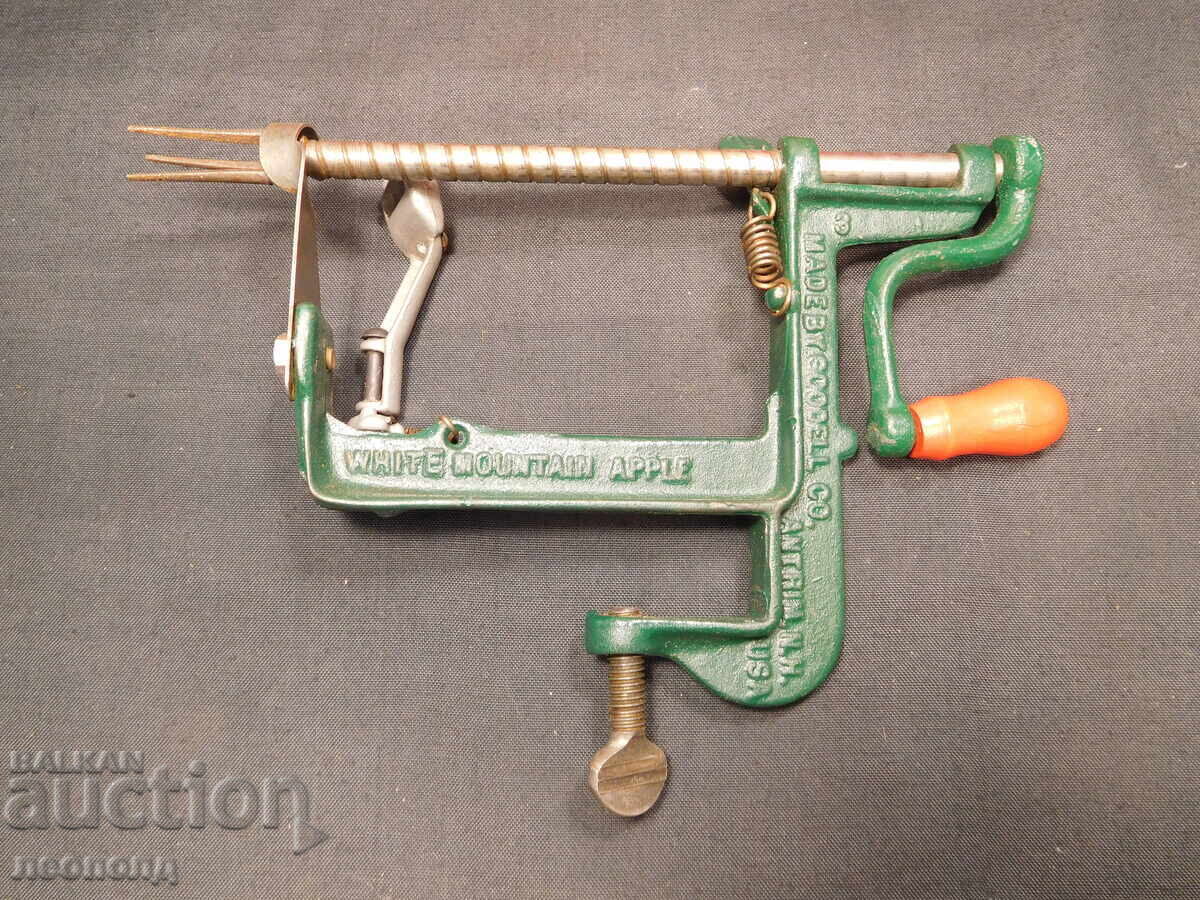 Licitație VECHE RĂZUITOARE DE MERE RETRO WHITE MOUNTAIN USA Licitație VECHE RĂZUITOARE DE MERE RETRO WHITE MOUNTAIN USA