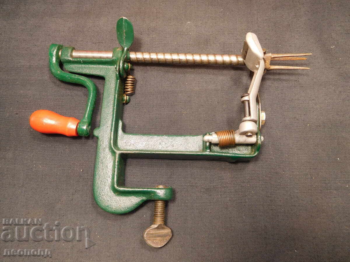 Livrarea VECHE RĂZUITOARE DE MERE RETRO WHITE MOUNTAIN USA Livrarea VECHE RĂZUITOARE DE MERE RETRO WHITE MOUNTAIN USA