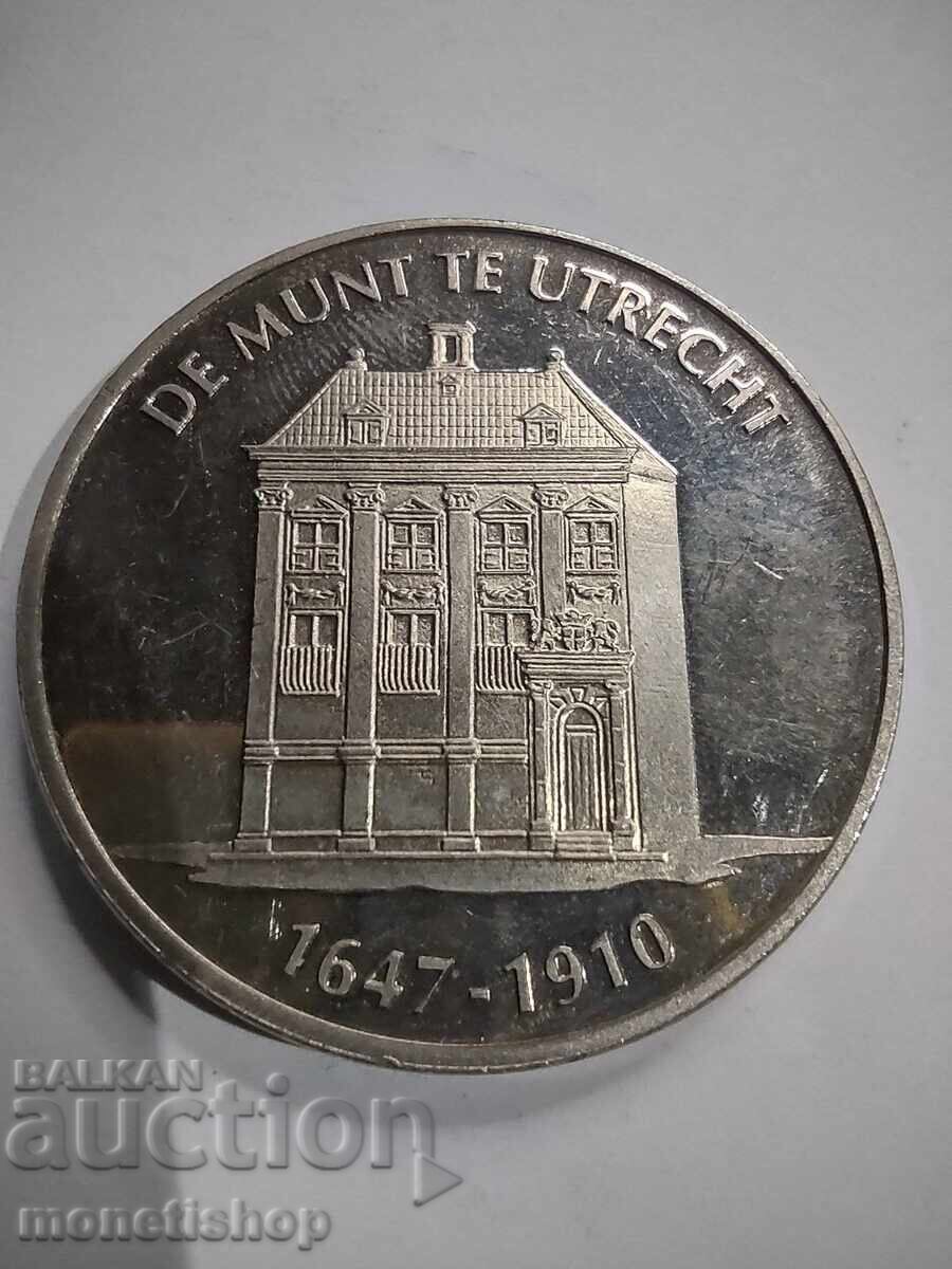 Delivery of Netherlands Coin Museum on Dutch Coins Delivery of Netherlands Coin Museum on Dutch Coins