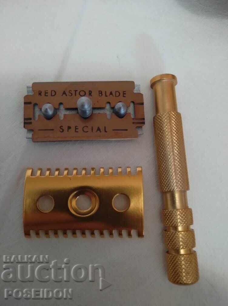 Old shaving set - 6 Old shaving set - 6