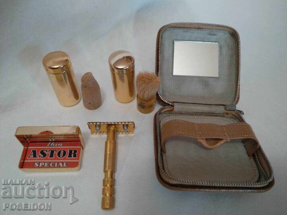 Old shaving set Old shaving set