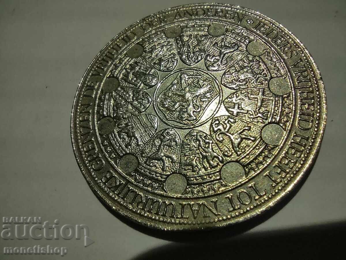 Auction 12 tokens - teseri Auction 12 tokens - teseri