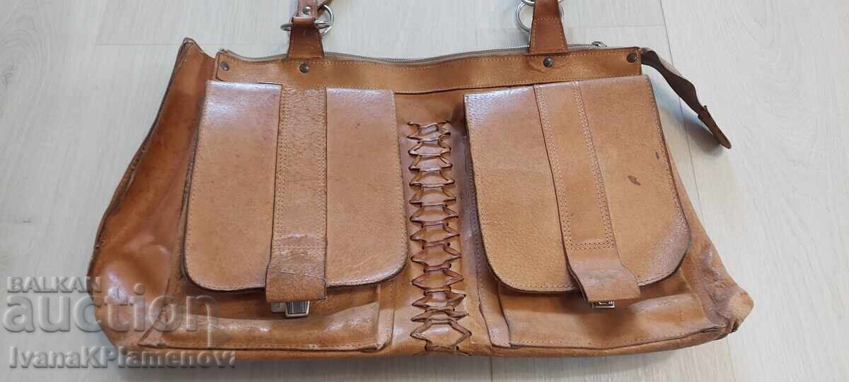 Retro leather bag with price € 7.00 | 13.69 BGN