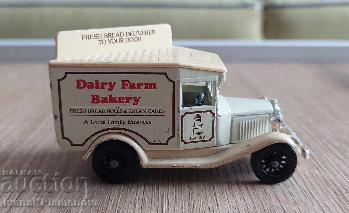 Trolley metal for collectors Trolley metal for collectors