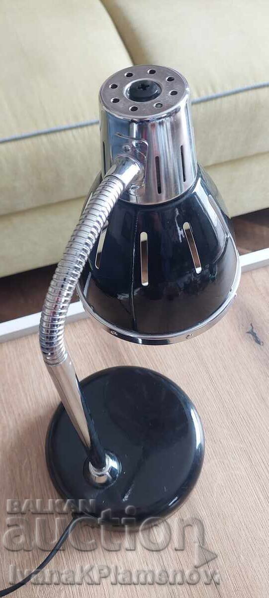 Licitație Lampă excelentă