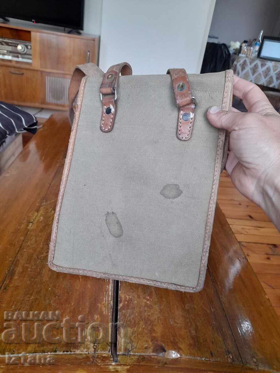 Auction  Old commander's, officer's bag
