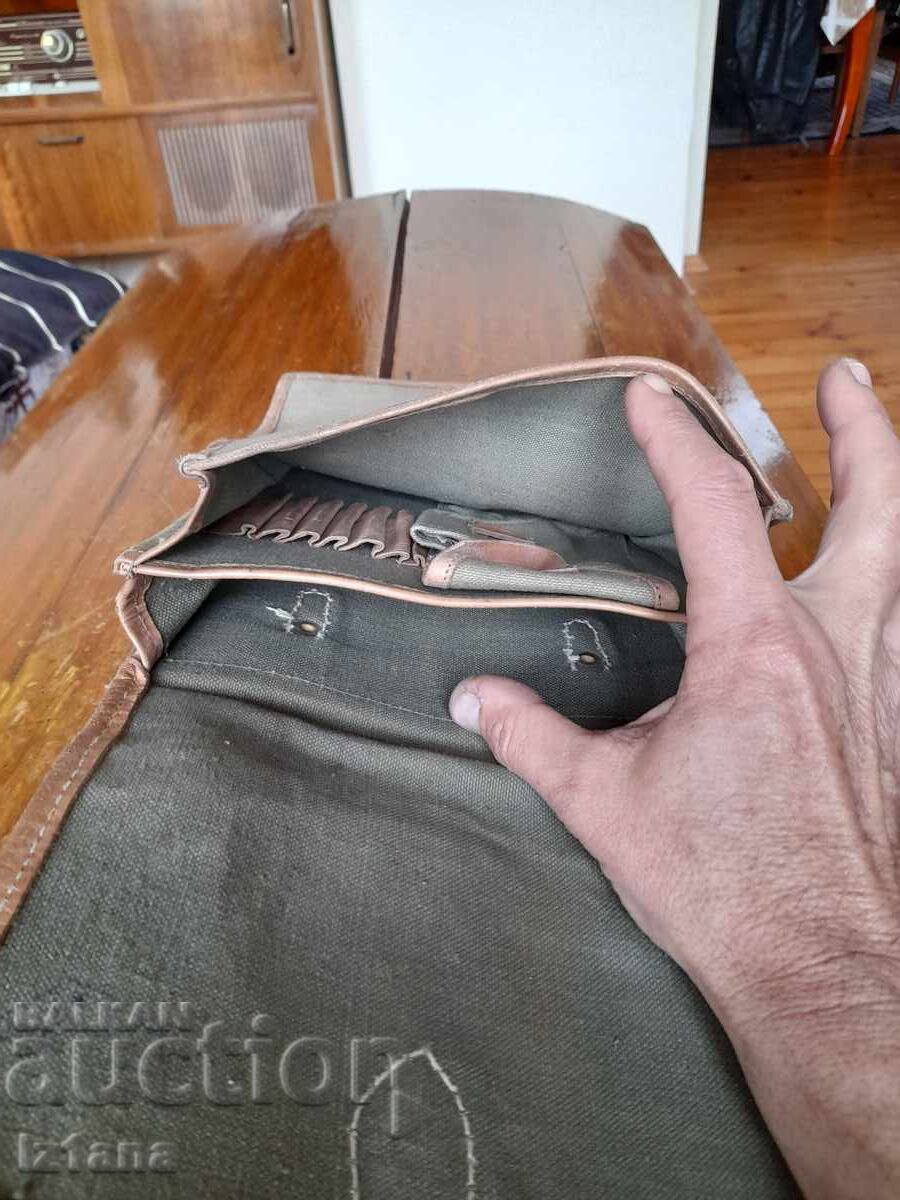 Delivery of Old commander's, officer's bag