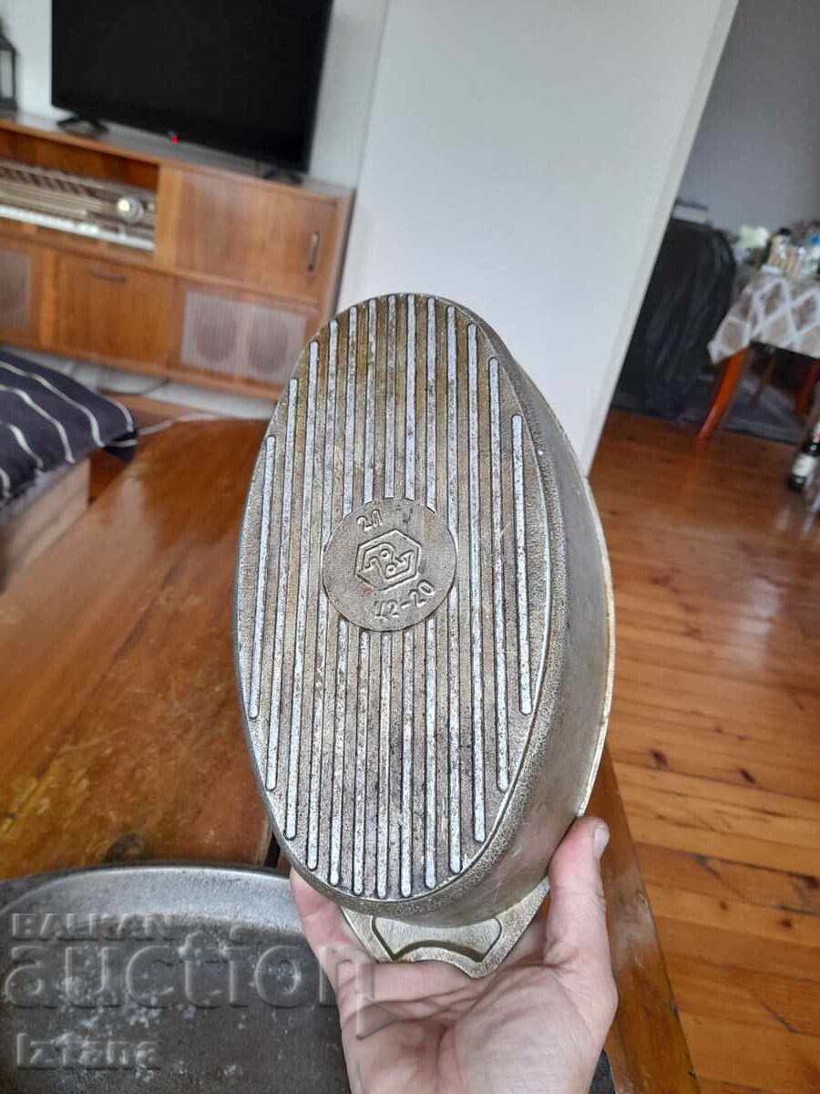 Стара алуминиева тенджера - 7 Стара алуминиева тенджера - 7