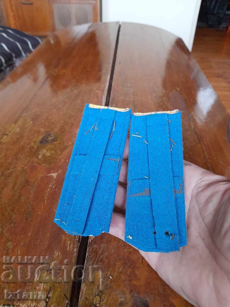 Auction Old epaulettes Lieutenant Auction Old epaulettes Lieutenant