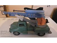 Toy rocket launcher with launcher