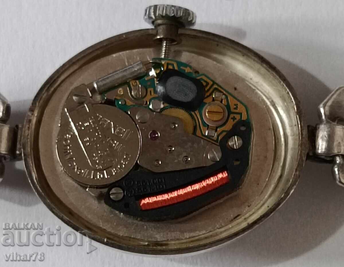 SILVER LADIES QUARTZ WATCH - 7 SILVER LADIES QUARTZ WATCH - 7