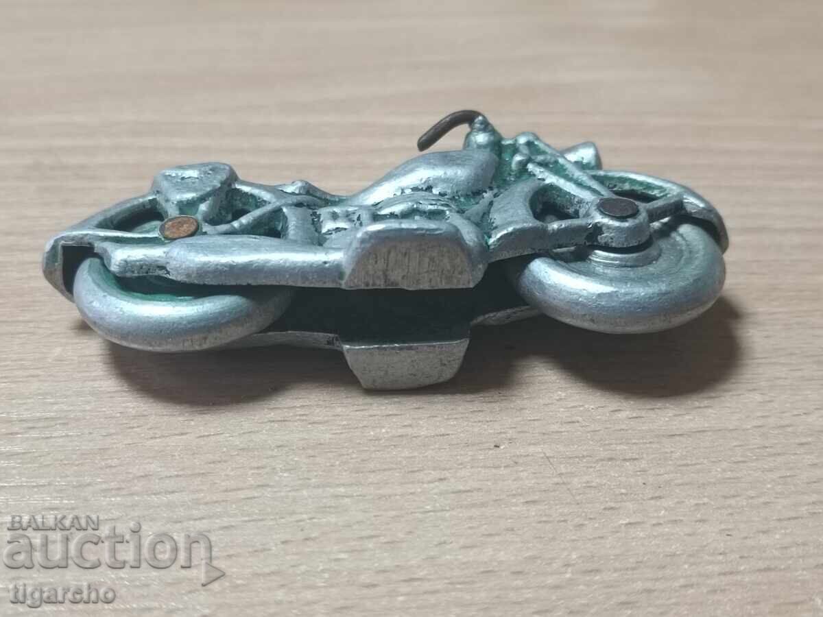 Old metal toy motorcycle - 6