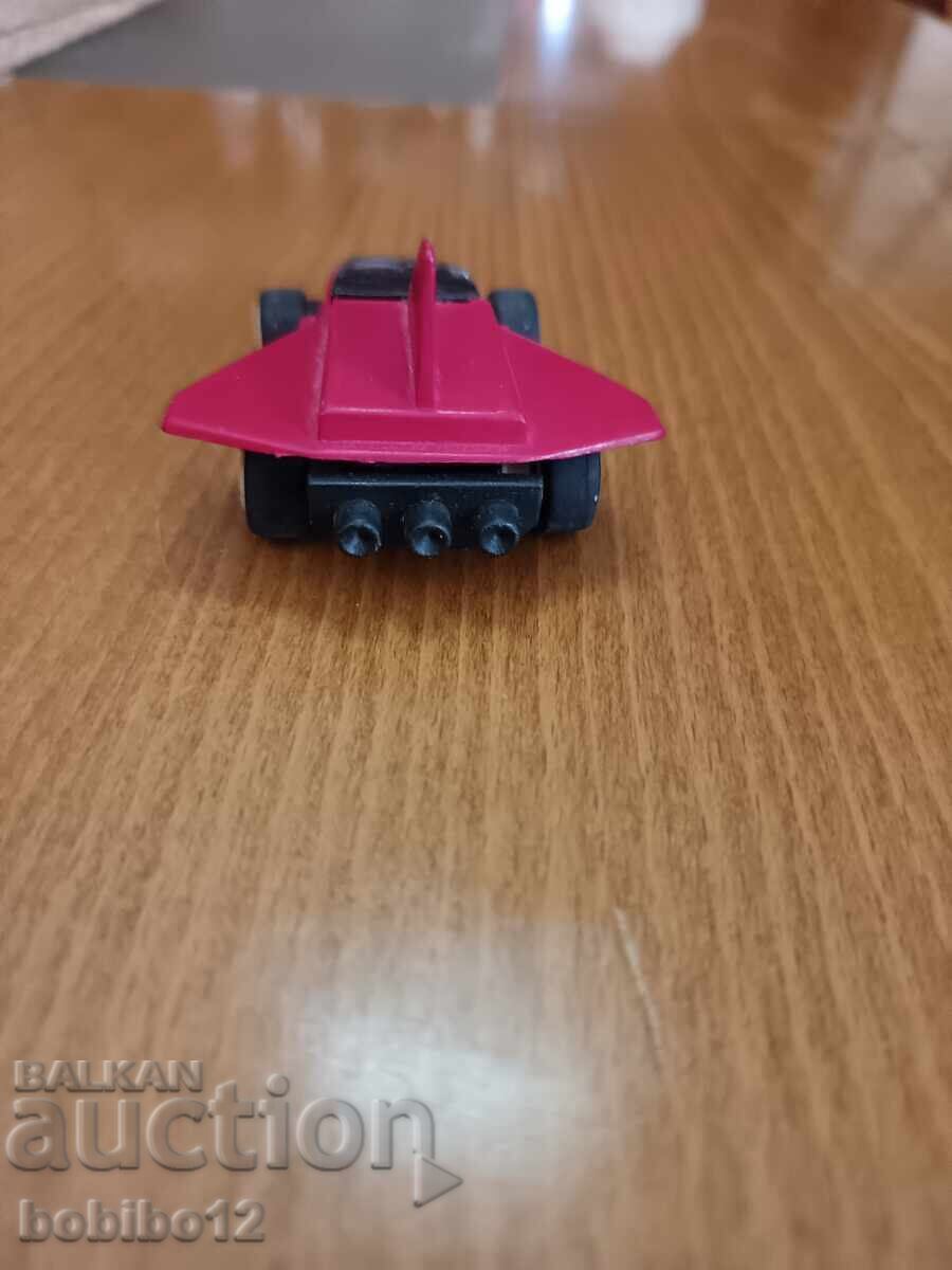 Delivery of Collectible car from the time of socialism