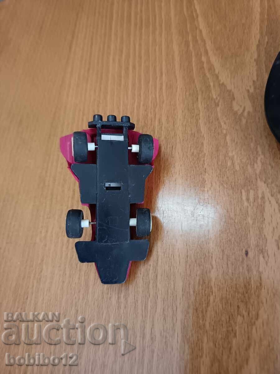 Mașinuță de colecție din perioada comunistă - 5
