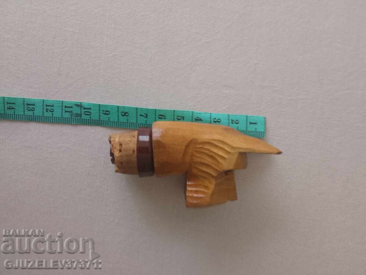 Dop de lemn pentru sticle cu preț 59.00 BGN | € 30.17 Dop de lemn pentru sticle cu preț 59.00 BGN | € 30.17