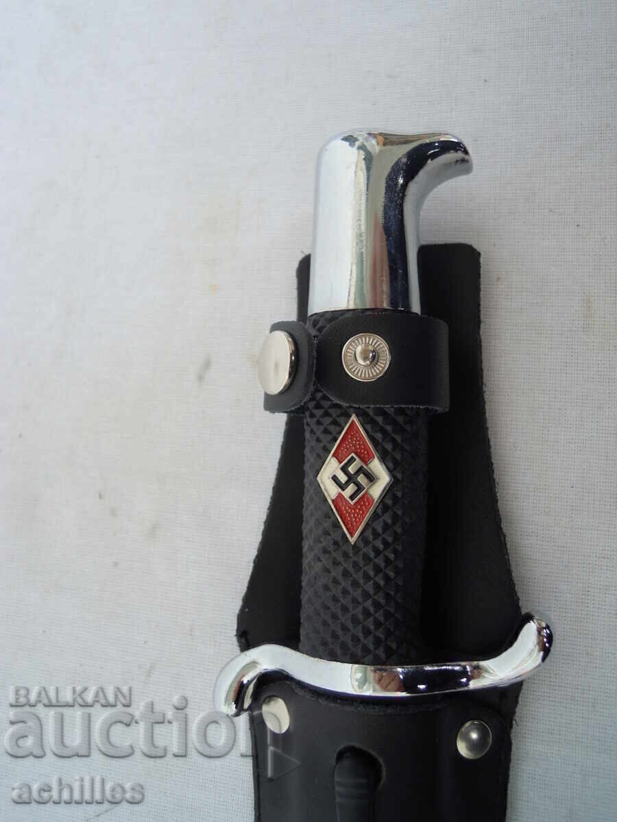 Știlet hitlerist cu preț 50.00 BGN | € 25.56