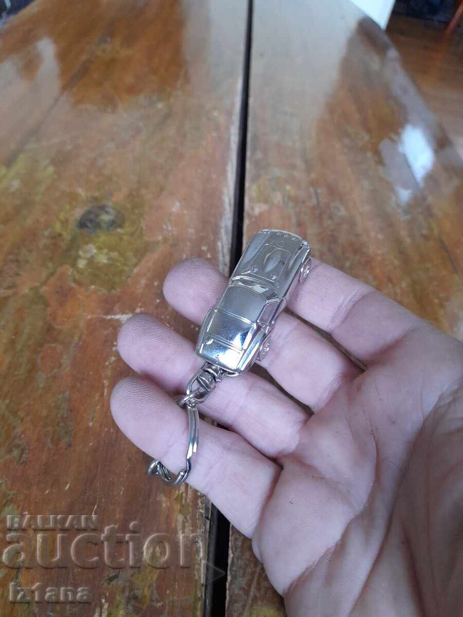 Ferrari 250 GTO Keyring with price 32.00 BGN | € 16.36