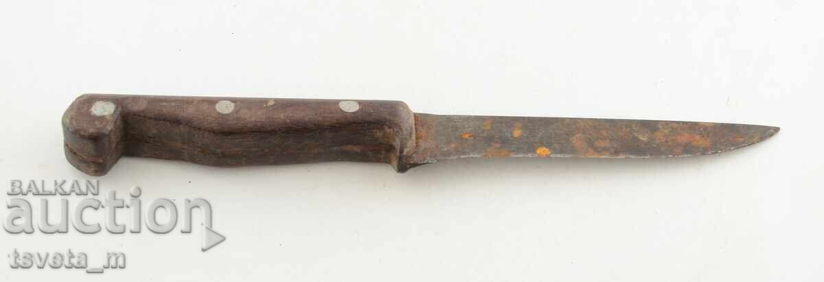 Antique knife with price 8.00 BGN | € 4.09 Antique knife with price 8.00 BGN | € 4.09