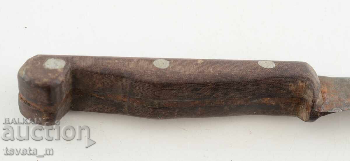 Delivery of Antique knife Delivery of Antique knife