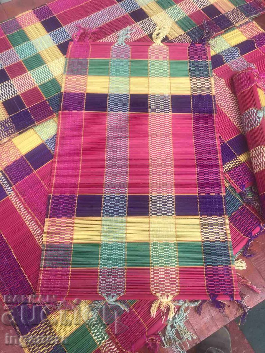 PLACEMATS FOR FOOD, WOVEN - 6 + 1 PIECES with price 19.00 BGN | € 9.71 PLACEMATS FOR FOOD, WOVEN - 6 + 1 PIECES with price 19.00 BGN | € 9.71