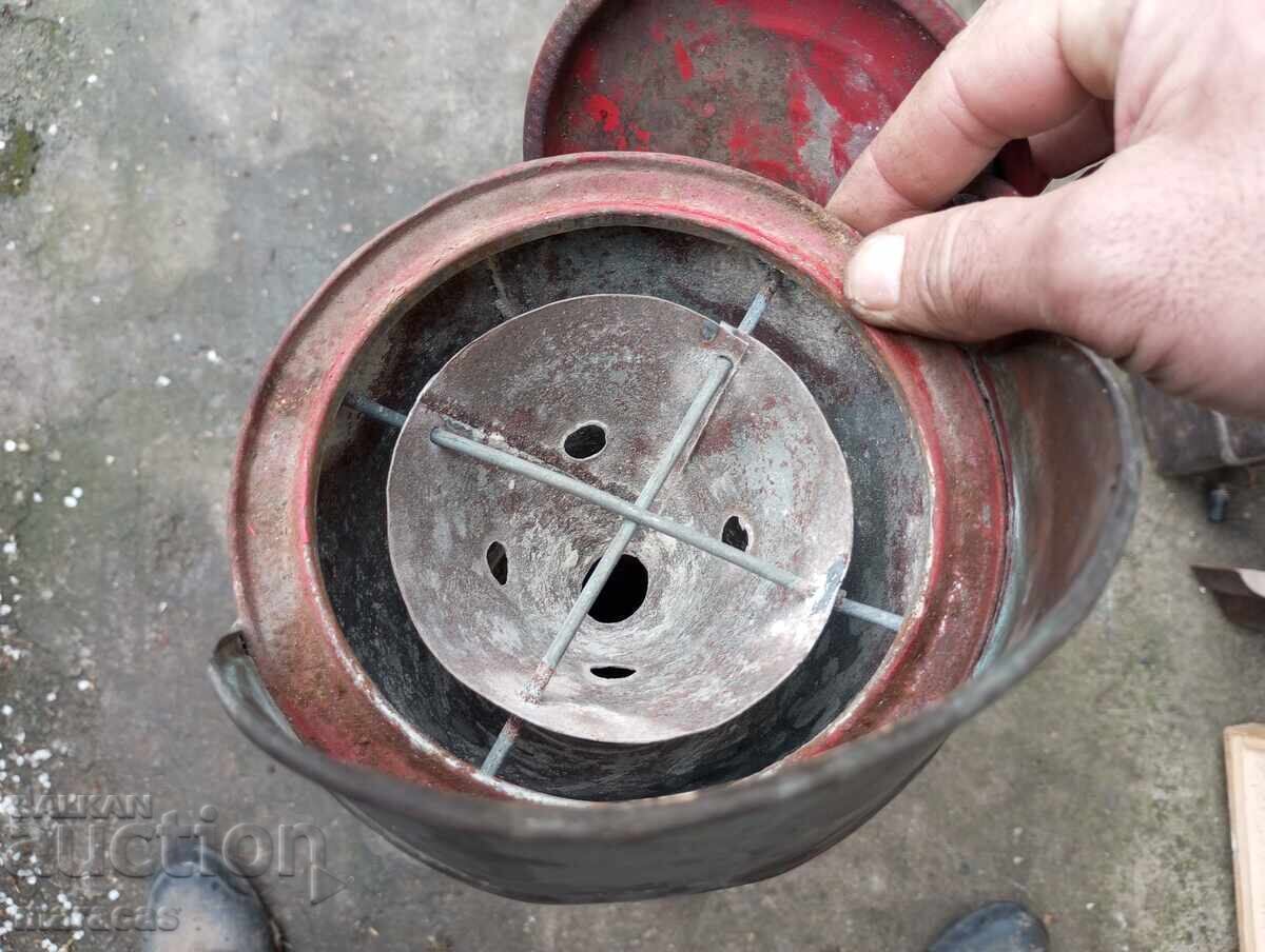 Extinctor metalic vechi, model rar - 5