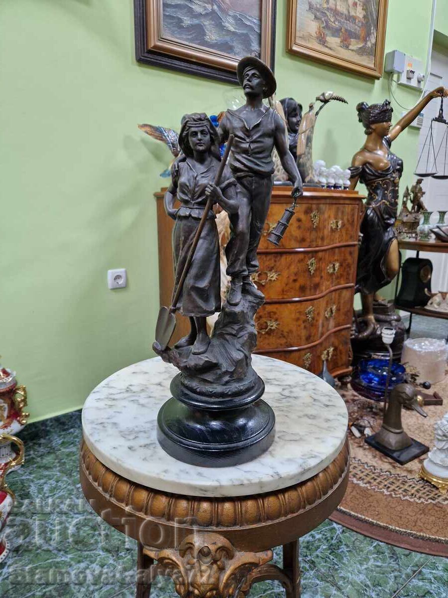 Αντίκα γαλλική φιγούρα αγαλματίδιο σύνθεση Αντίκα γαλλική φιγούρα αγαλματίδιο σύνθεση