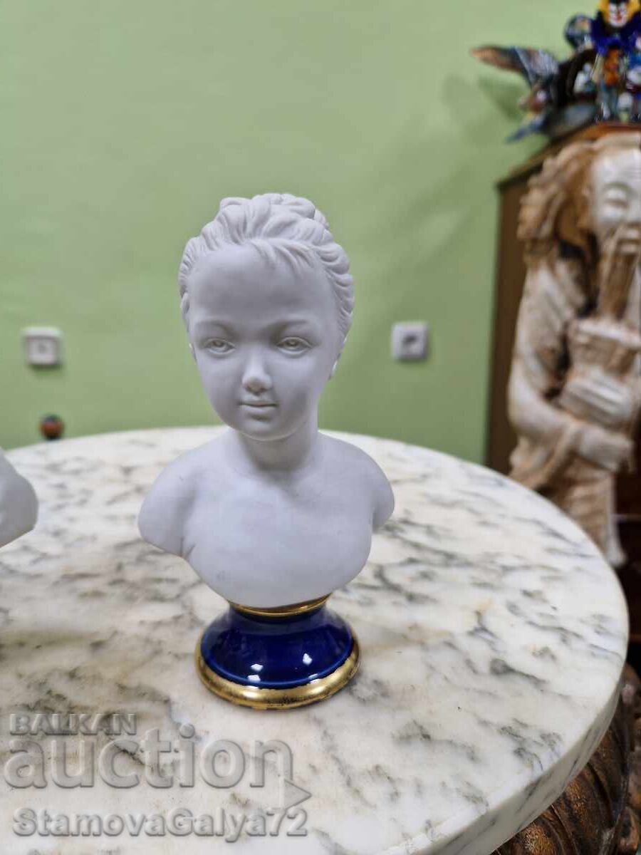 Delivery of Pair of Unique Italian Capodimonte Porcelain Busts Delivery of Pair of Unique Italian Capodimonte Porcelain Busts