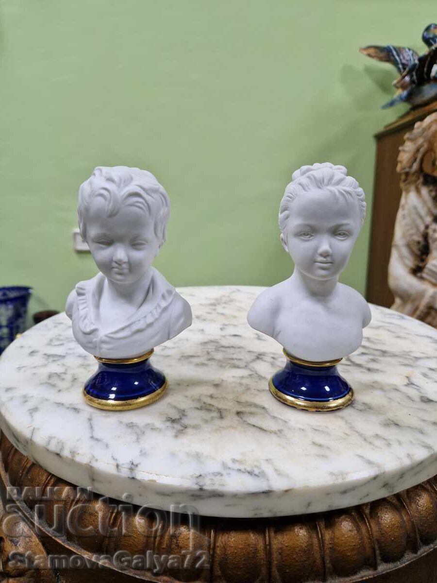 Pair of Unique Italian Capodimonte Porcelain Busts Pair of Unique Italian Capodimonte Porcelain Busts