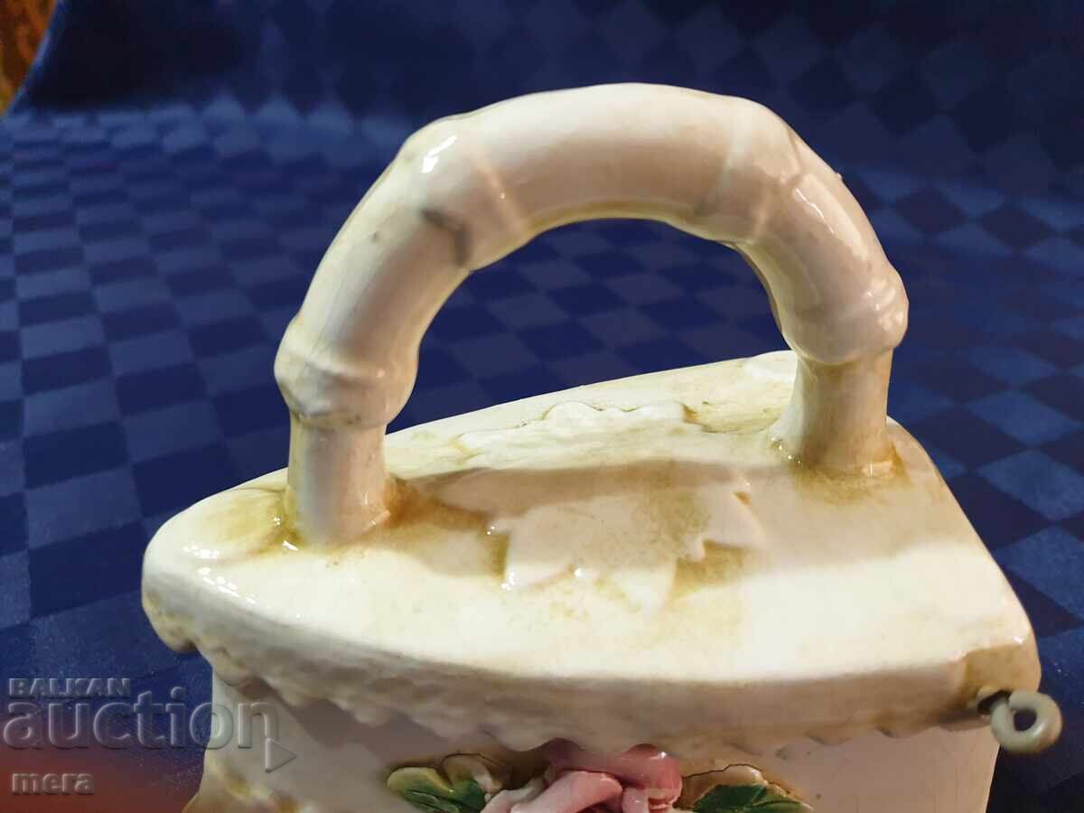 Δημοπρασία Πορσελάνινο σίδερο εσωτερικού χώρου Δημοπρασία Πορσελάνινο σίδερο εσωτερικού χώρου