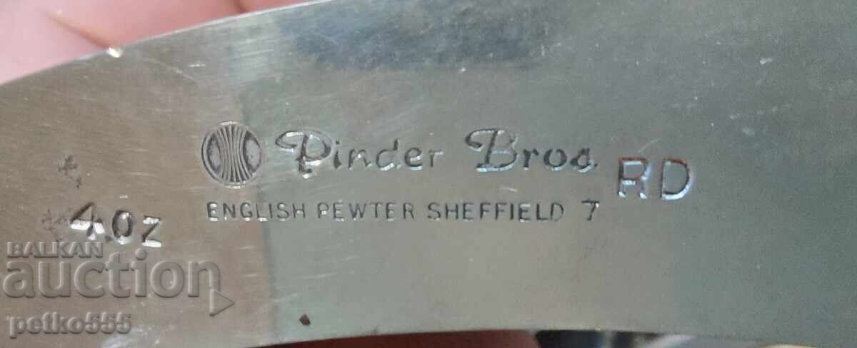 Metal flask for alcohol with price 30.00 BGN | € 15.34 Metal flask for alcohol with price 30.00 BGN | € 15.34