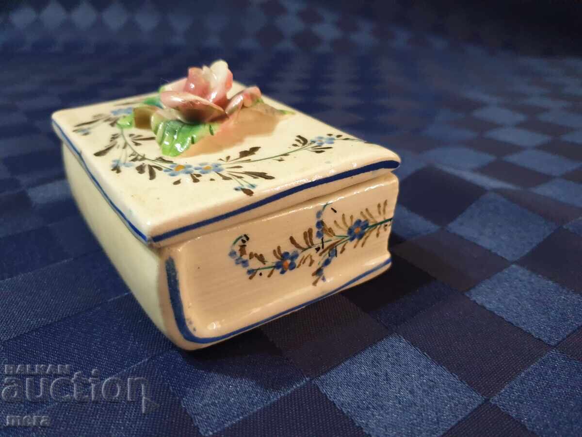 Auction  Porcelain Italian jewelry box in the shape of a book