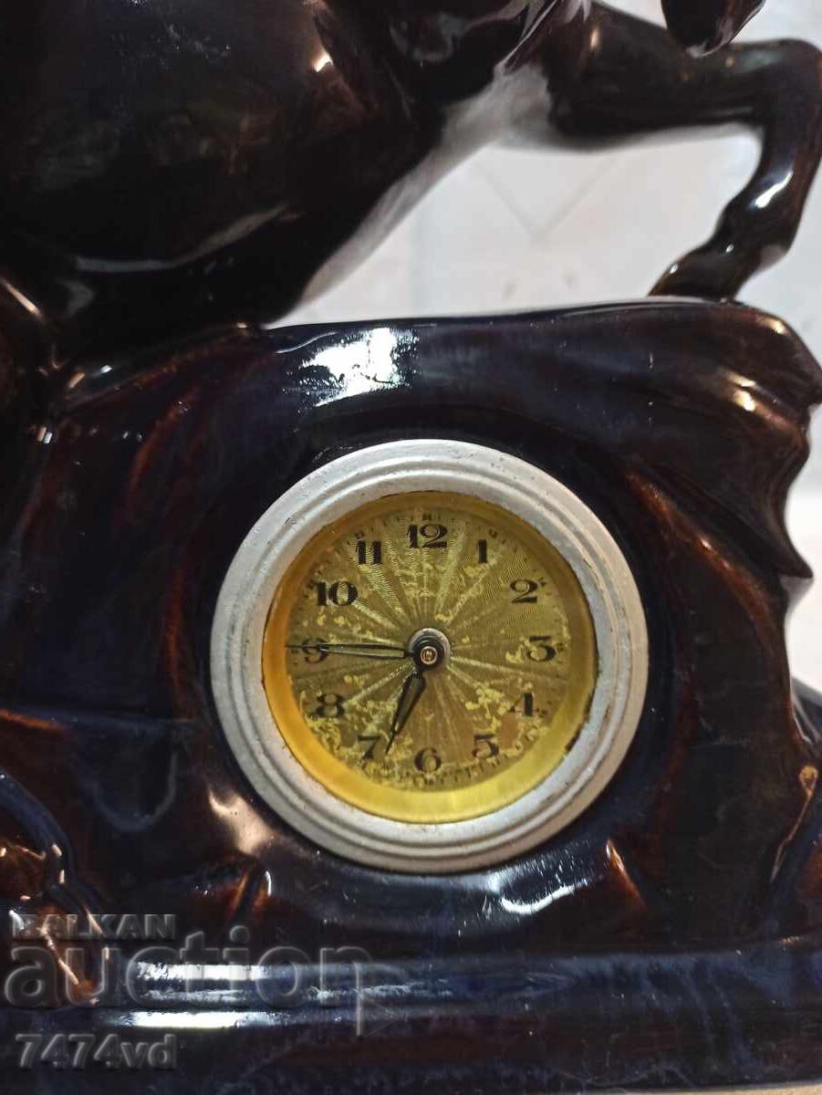 STAR GERMAN PORCELAIN TABLE CLOCK KON - 7 STAR GERMAN PORCELAIN TABLE CLOCK KON - 7