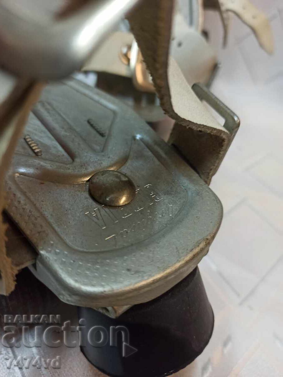 Old roller skates Original Gloria, straps natural leather - 7