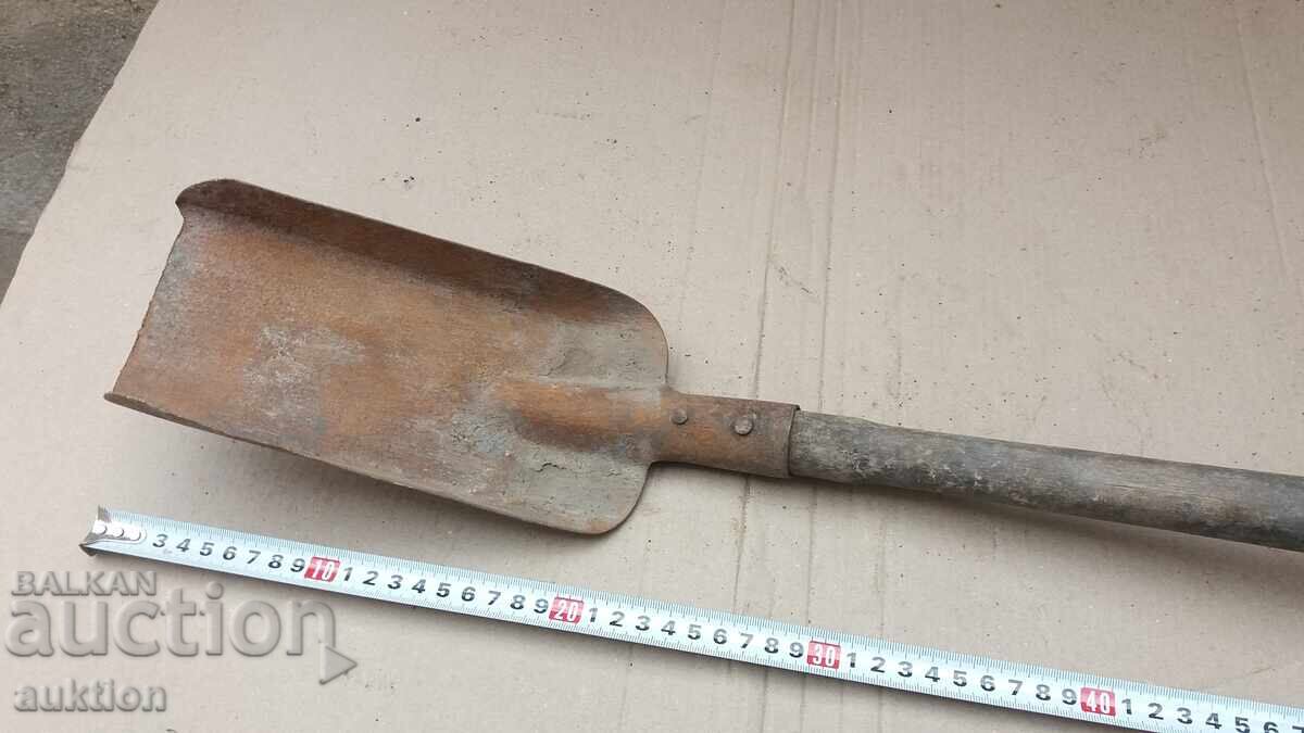 ΠΑΛΙΟ ΣΟΣΙΑΛΙΣΤΙΚΟ ΦΤΥΑΡΙ ΓΙΑ ΚΑΡΒΟΥΝΟ - 5