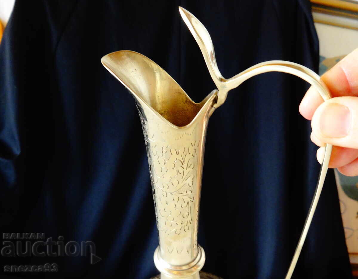 Antique English bronze jug for rakia, wine with price 59.00 BGN | € 30.17 Antique English bronze jug for rakia, wine with price 59.00 BGN | € 30.17